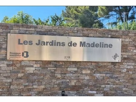 box 2 places en enfilade en sous-sol