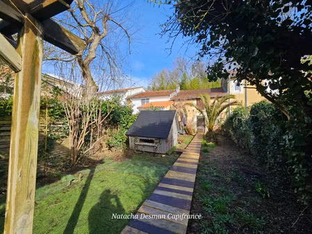 immeuble à vendre saint medard en jalles 8 pièce(s) 228m2 447 500€