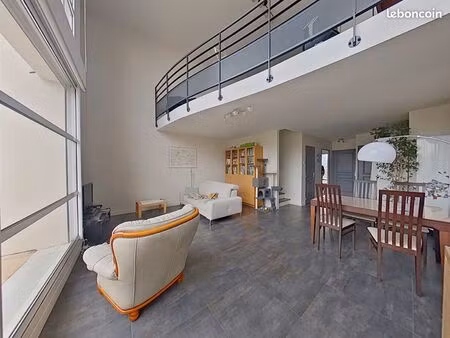 duplex 4 pièces 109 m²