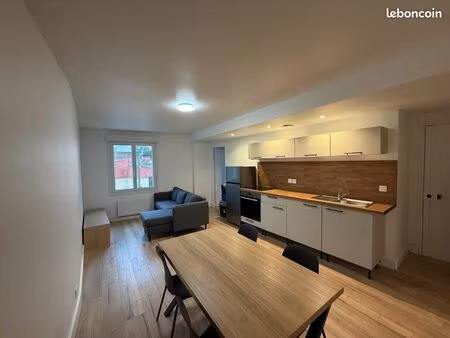 charmant t2 meublé de 37 m² – corbeil rive droite – proche transports & commerces