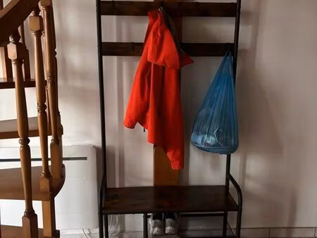 t2 lyon 7 proche métro et école