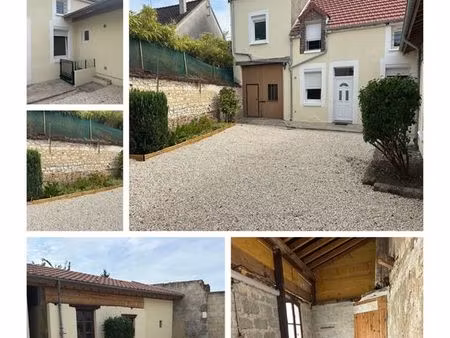 appartement t3 avec cour privative et dépendance