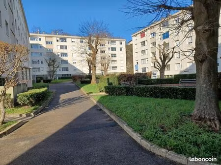 appartement 3 pièces 67 m²