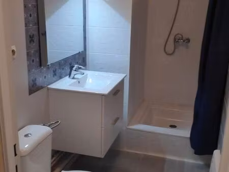 t1 bis coin chambre séparé parking privé cave balcon