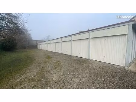 garage a louer a vieux charmont