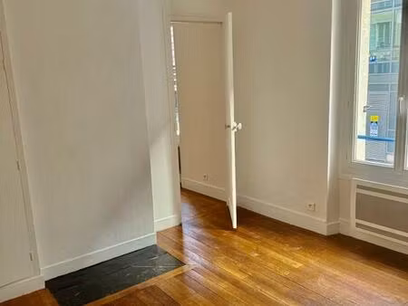 montrouge (92120)  2 pièces de 37 60m² refait neuf