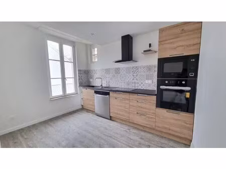 au centre de sainte savine