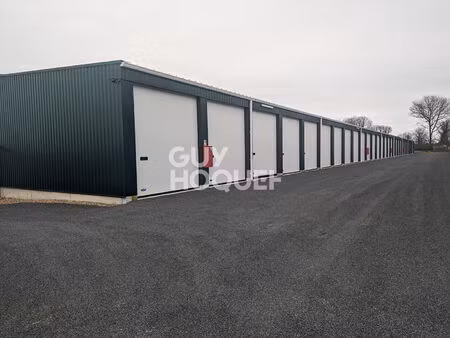 parking / box monnaie 28 m2