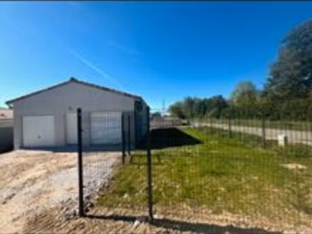 maison a louer a revel