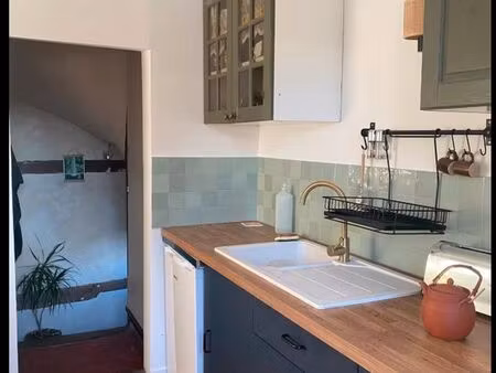 location 2 mois - 70m2 vieux centre