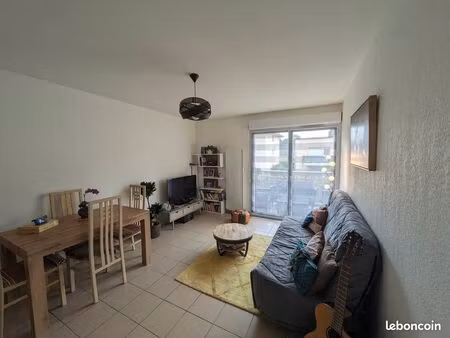 loue appartement f2 43 m2 dans résidence sécurisée