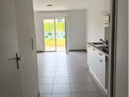 t3 à louer dans résidence senior