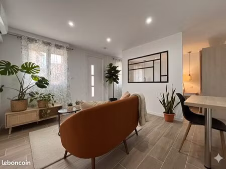 t1 entièrement rénové - climatisé - proche upvd