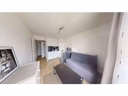 location appartement t1 meublé à nantes cité des congrès (44000) : à louer t1 meublé / 17m