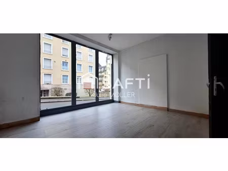 location locaux professionnels 77 m² à gueret (23000)  650 €