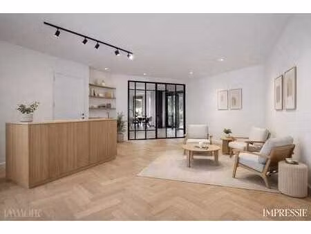 handelspand met tal van mogelijkheden in merksem.