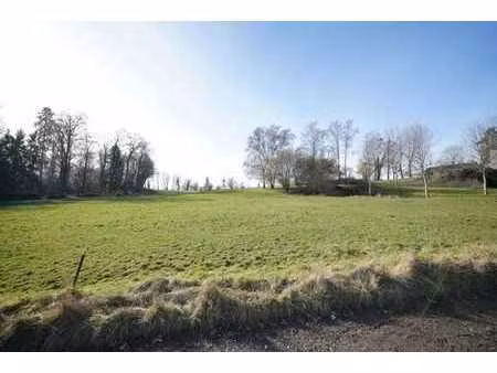 magifique terrain de +-1780m² (largeur façade 28m)