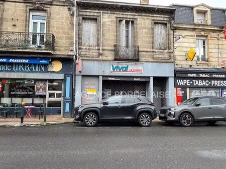 bègles  commerce alimentaire d'environ 100m².
