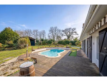 maison cestas 4 pièce(s) 93.4 m2 3 chambres + 1 bureau piscine