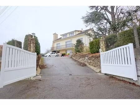 maison juziers 10 pièce(s) - 146 m2