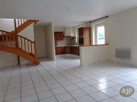 vente maison à plumelec (56420) : à vendre / 83m² plumelec
