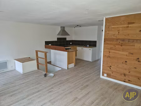 appartement cussac fort medoc 3 pièce(s) 53 m2