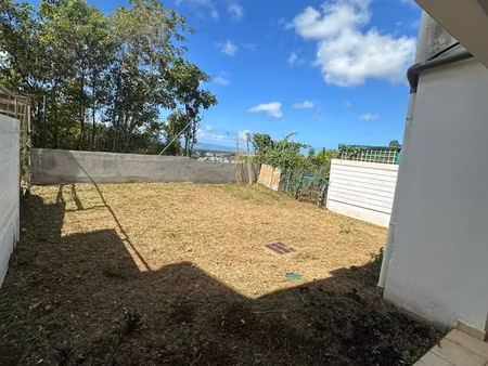 magnifique t3 meublé avec jardin et box privatifs