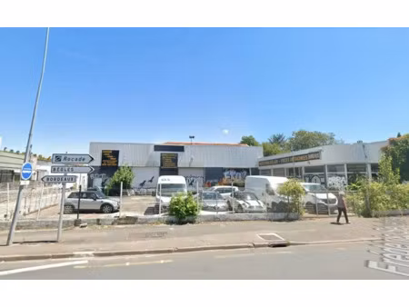 local commercial a louer