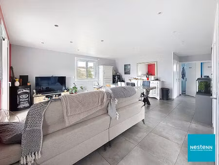 maison feurs 90 m2 habitables  4 pièces dont 3 chambres dans quartier résidentiel avec gar