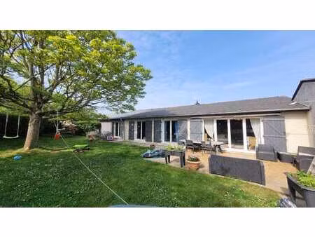 location maison à betton (35830) : à louer / 143m² betton