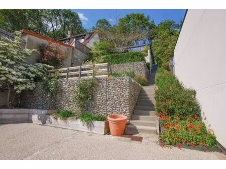 roof top pour cette contemporaine avec vue degagee