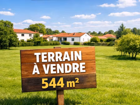vente terrain 544 m²