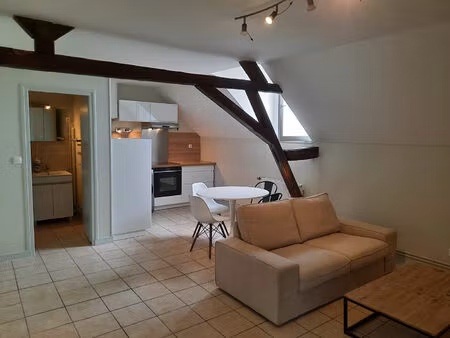 appartement 3 pièces 46 m² à louer châtellerault 86100 ? | era immobilier