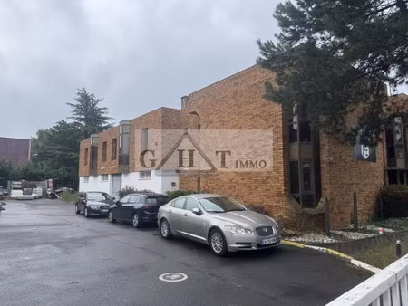 a vendre local d'activité 730m2