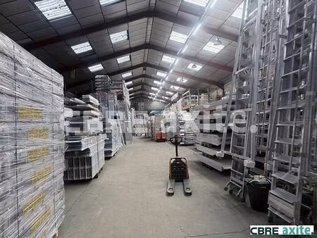vente local d'activités la verpillière 2 137 m²
