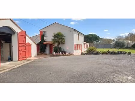 corps de ferme unique