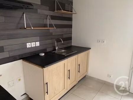 à louer maison 54 12 m² – 765 € |saint-julien-des-landes