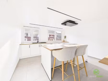 appartement te huur in herk-de-stad met 1 slaapkamer