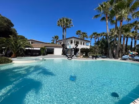 propriete de prestige : roquebrune