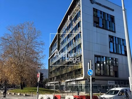 location local professionnel 418m² grenoble 38000