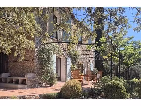 propriété d'exception en pierre – vue panoramique à saint-antonin-du-var