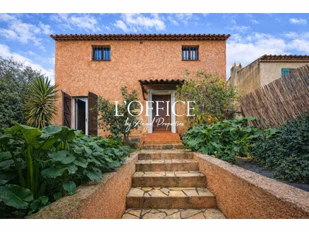 vente maison de village 9 pièces