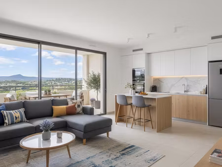 vente appartement 1 pièce 75 m² aubagne (13400)