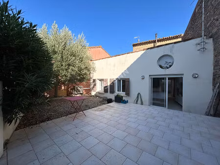 maison t2 bis avec jardin à louer au coeur du village au calme