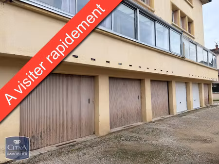 parking à louer 12 m² - bourg-en-bresse (01) - 85€