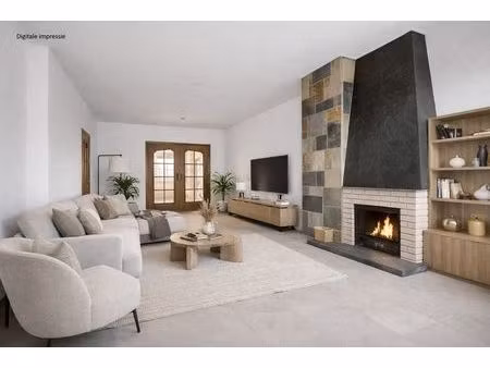 charmante gezinswoning met 4 slaapkamers  tuin en veel potentieel in het gezellige vlijtin