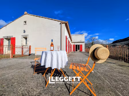 maison 7 pièce(s)  courniou