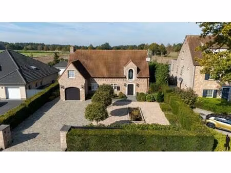 villa te koop in poppel