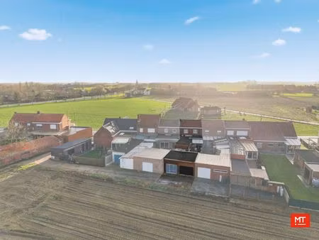 woning met 3 slaapkamers en dubbele garage te koop in de marul