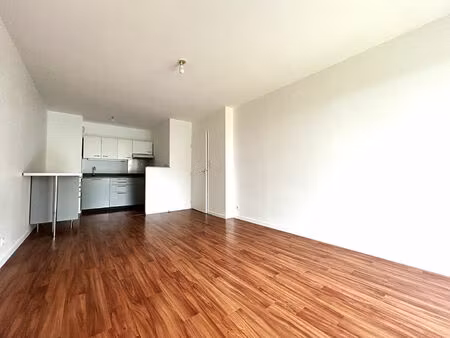 location appartement 2 pièces 42m²